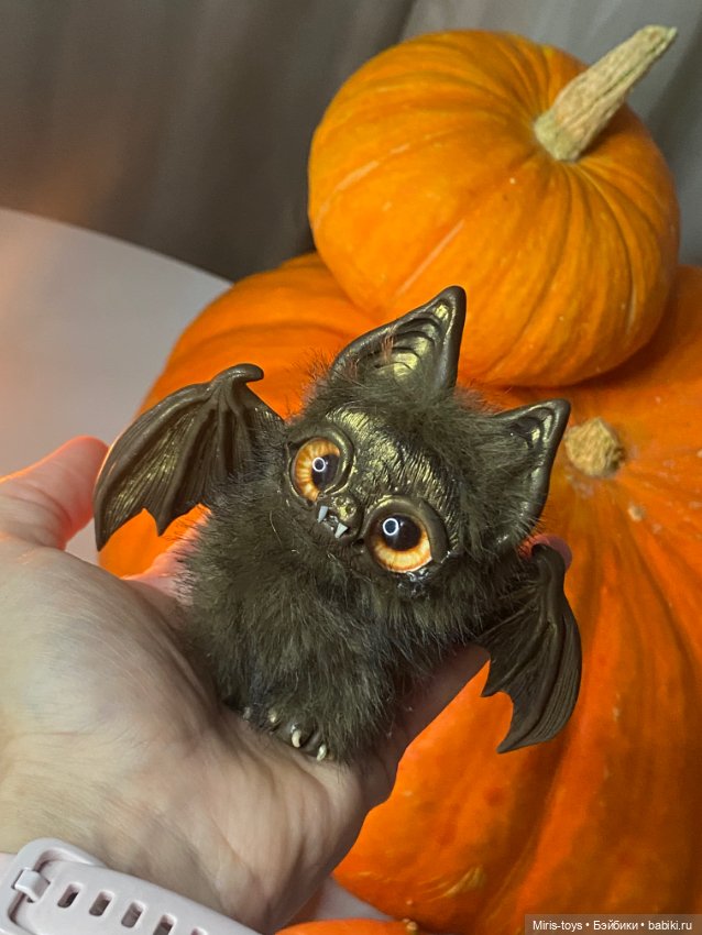 Летучие мыши к Хэллоуину прилетели
