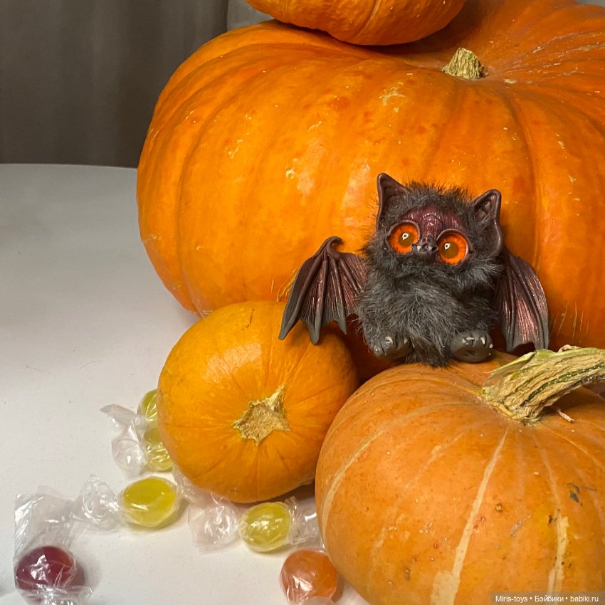 Летучие мыши к Хэллоуину прилетели