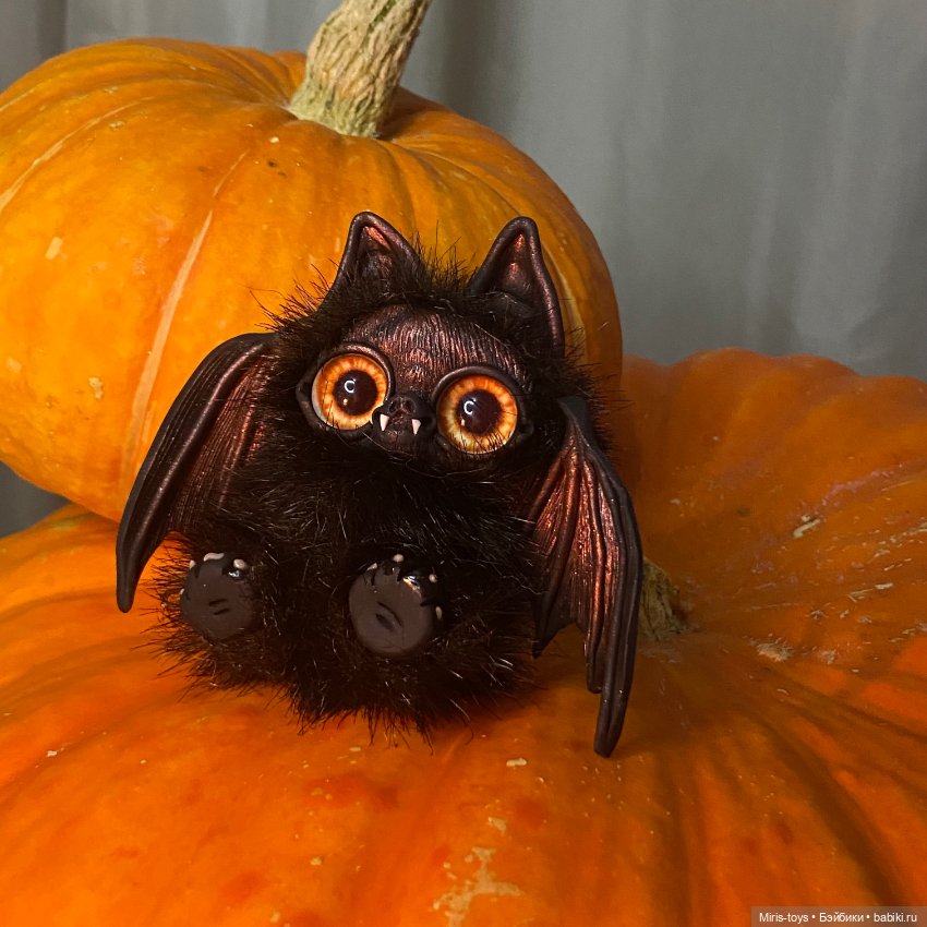 Летучие мыши к Хэллоуину прилетели