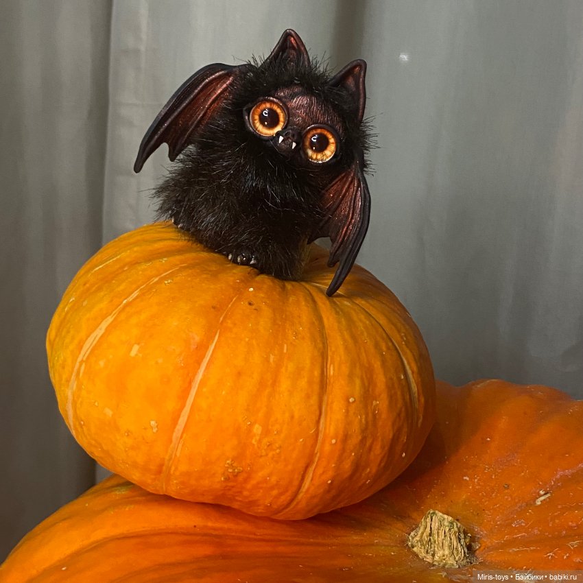 Летучие мыши к Хэллоуину прилетели
