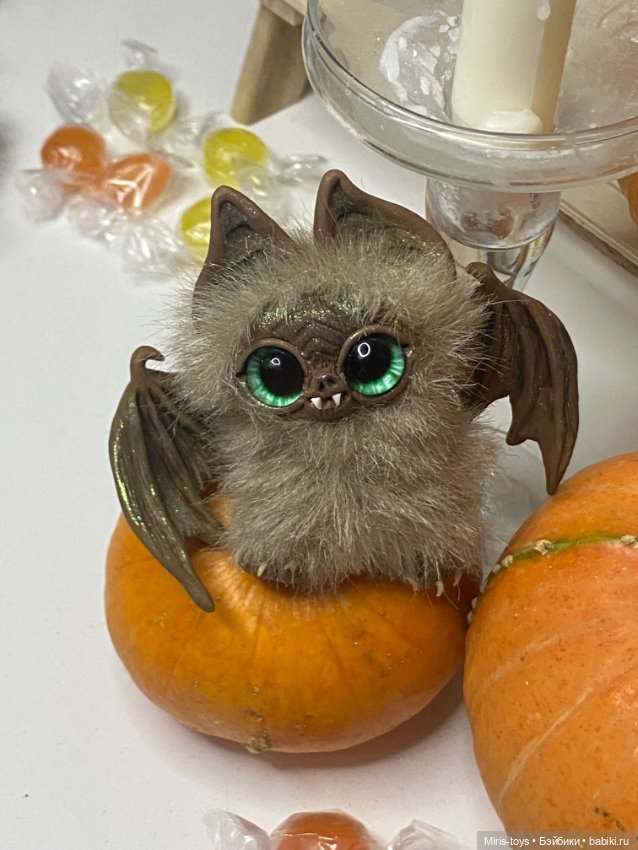 Летучие мыши к Хэллоуину прилетели
