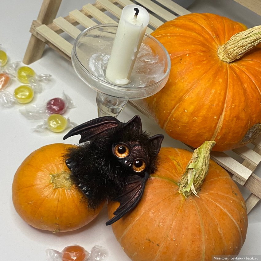 Летучие мыши к Хэллоуину прилетели