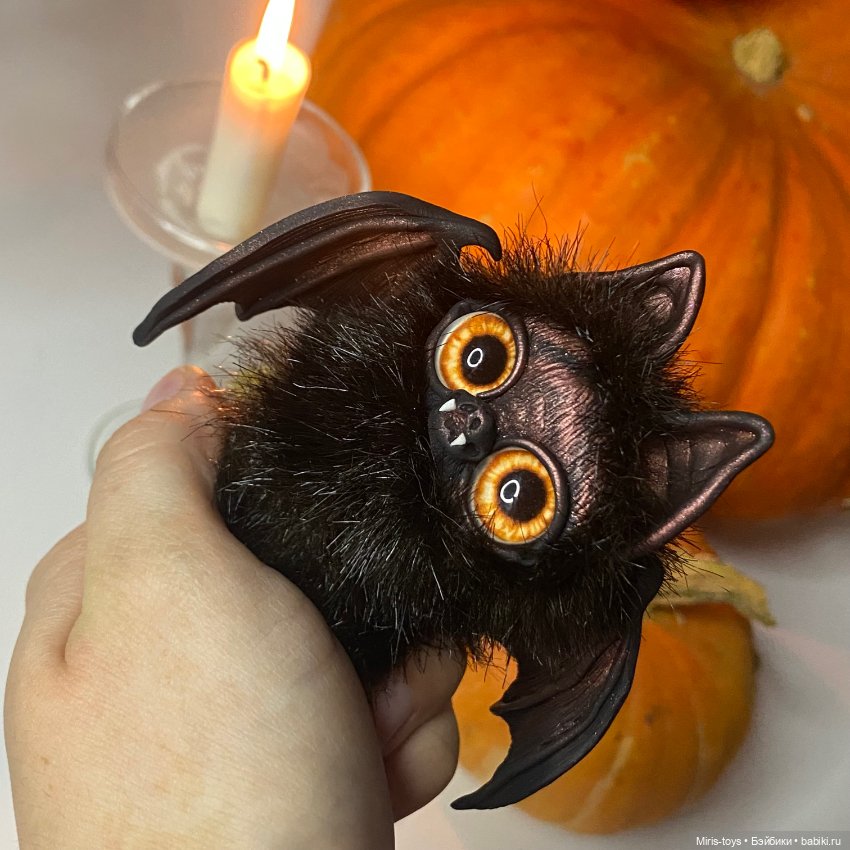 Летучие мыши к Хэллоуину прилетели