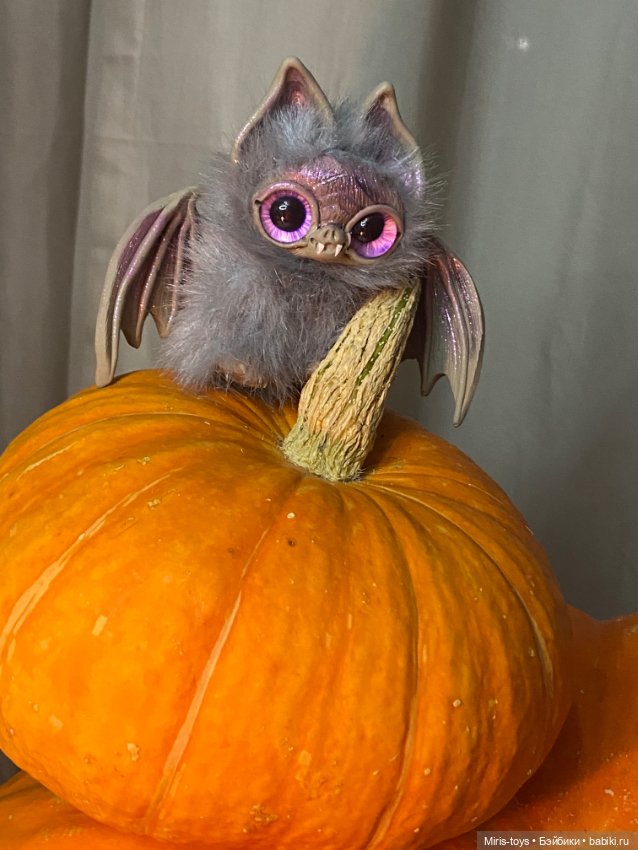Летучие мыши к Хэллоуину прилетели