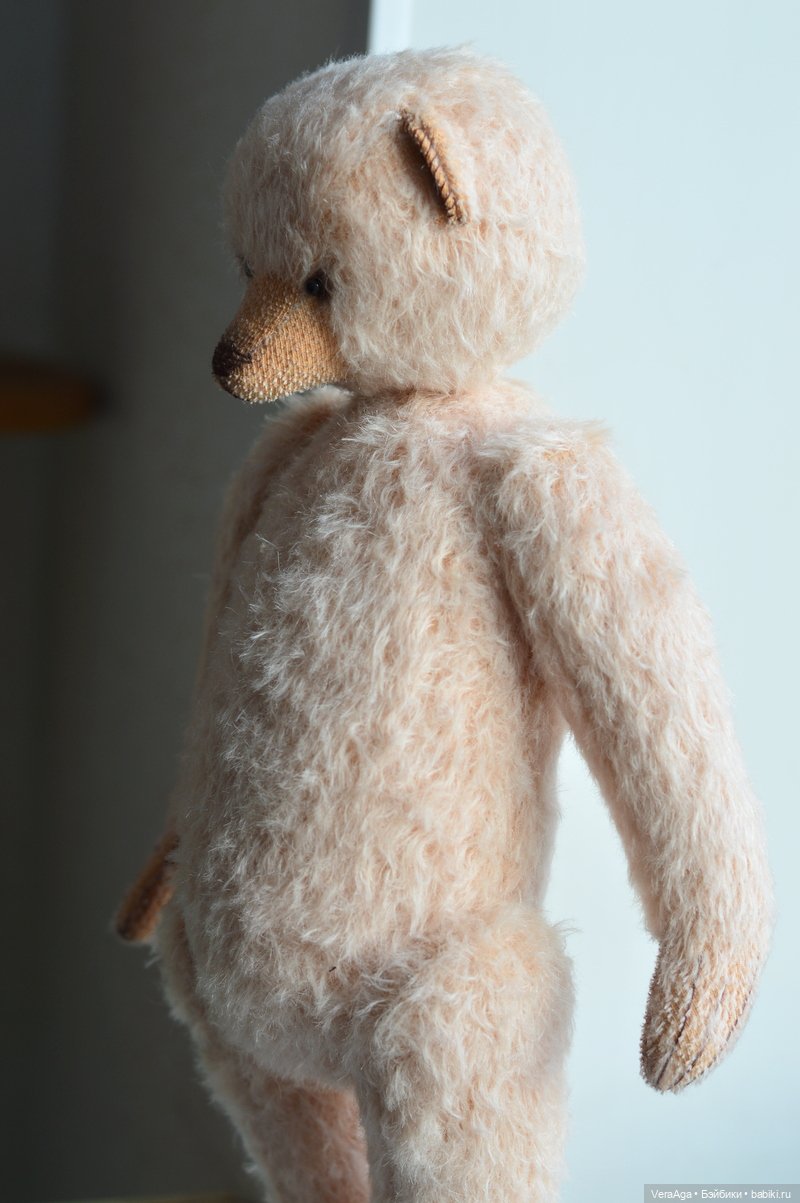 Первая мишка из мохера: странности с выкройкой и впечатления от материала