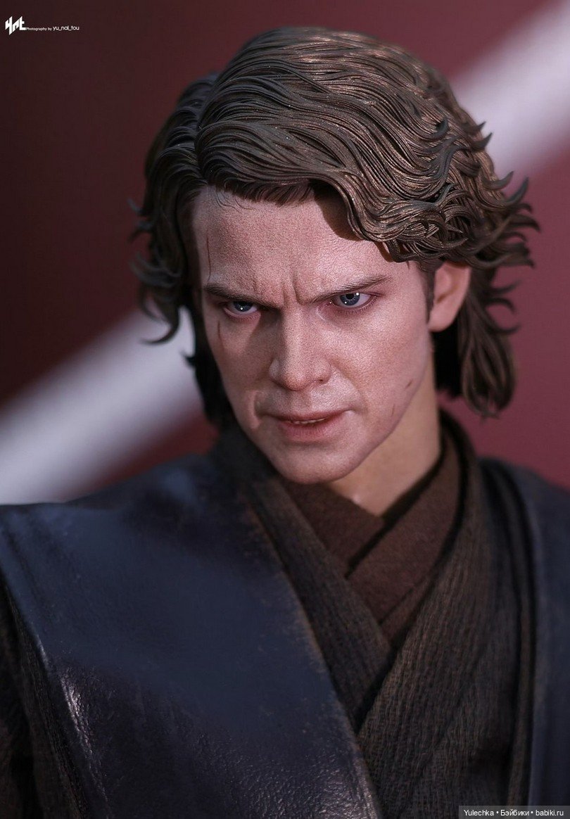 Фигурка Энакина Скайуокера - Hot Toys (фото 4)