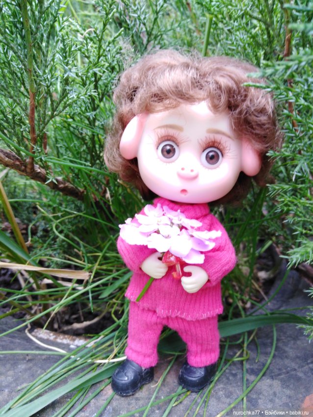 Про Нафочку. Сразу после отпуска. Ещё было лето