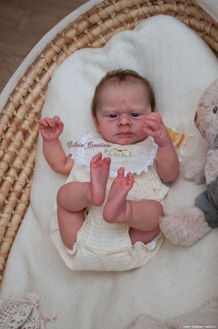 Kobi скульптора Doris Moyers Hornbogen, автор прототипа Silvia Ezquerra