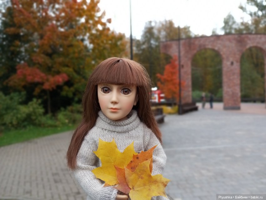 Камелия в осеннем парке 🍁🍂🍁