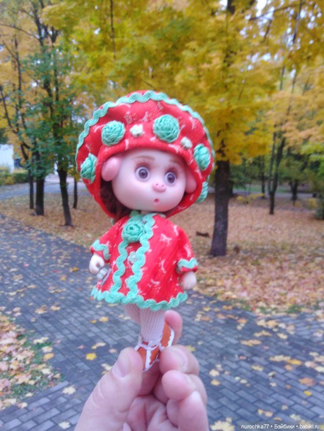 Про Нафочку. Мокрый осенний парк