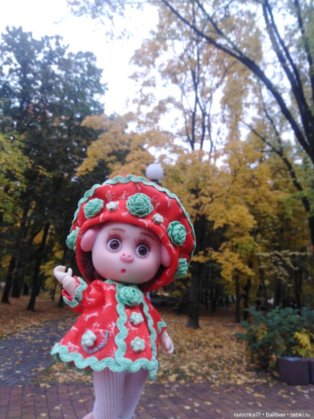 Про Нафочку. Мокрый осенний парк