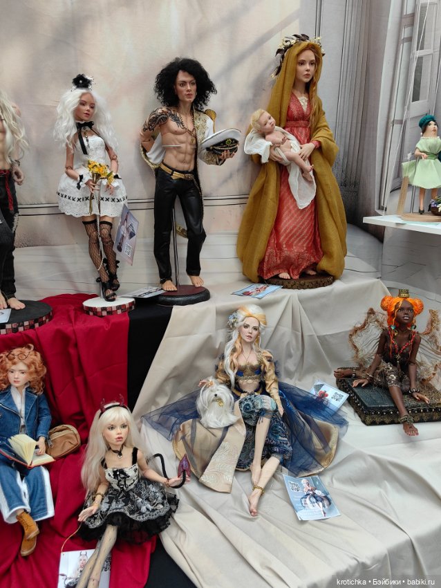 Выставка в Гостином дворе 2025 - часть 2