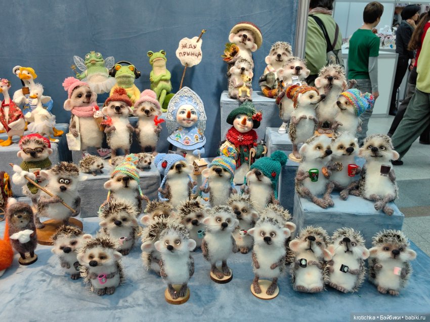 Выставка в Гостином дворе 2025 - часть 2