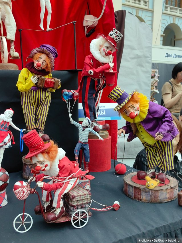 Выставка в Гостином дворе 2025 - часть 1