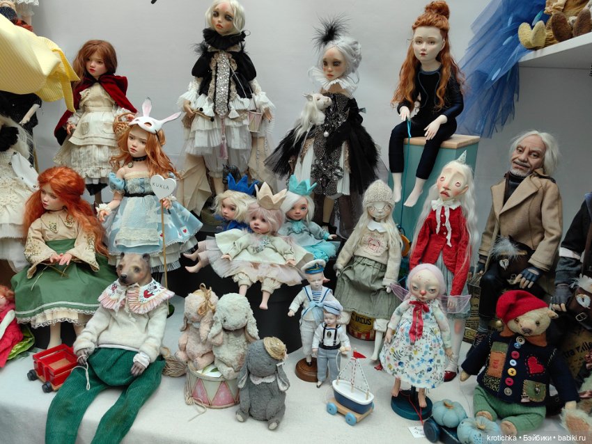 Выставка в Гостином дворе 2025 - часть 2