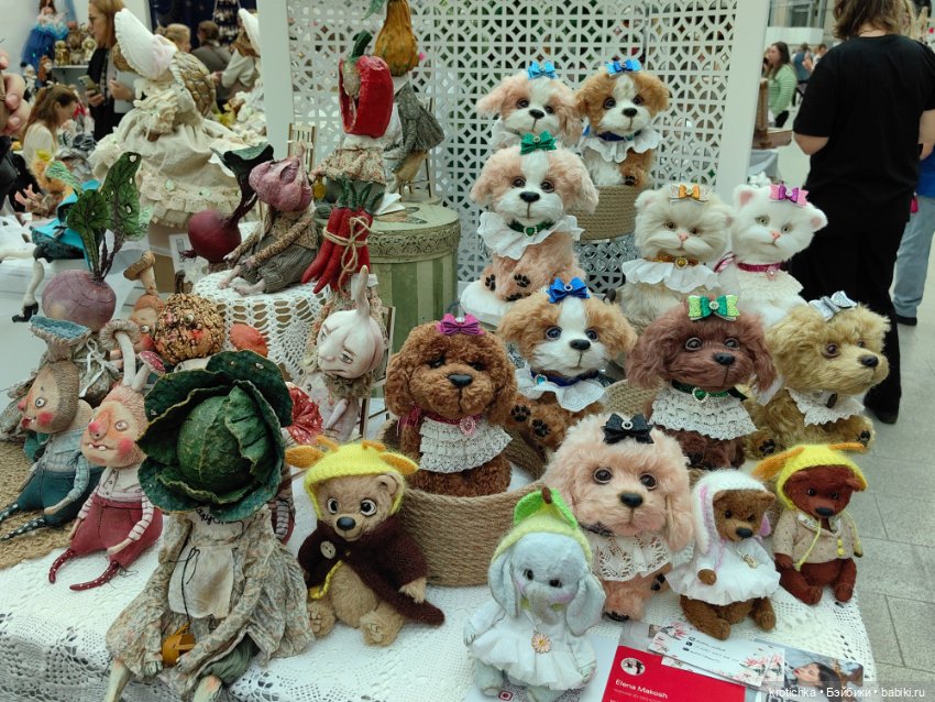 Выставка в Гостином дворе 2025 - часть 2