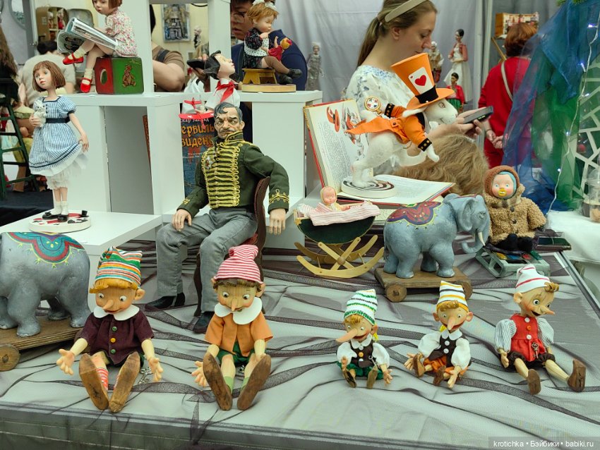 Выставка в Гостином дворе 2025 - часть 1