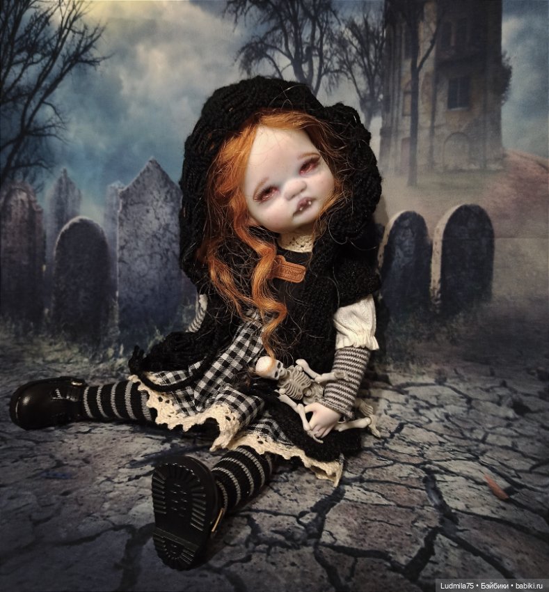 Джинджер-рыжая вампирюшка
