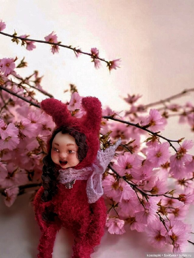 Девчуля в бордовом кигуруми❤️ (фото 4)