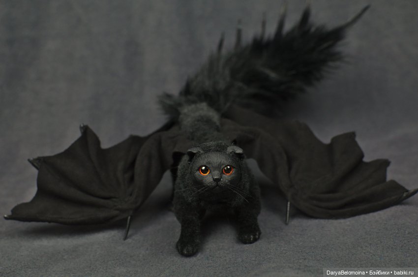 Второй дракотик - тоже чёрный и с оранжевыми глазами, но другой) (фото 10)