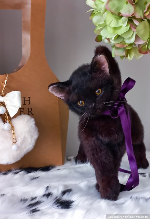 Бурманский котенок 🤎 — Игрушки в смешанной технике (мех и глина): Арт