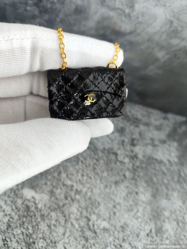 Брендовые сумки 1/6 — Авторские украшения и аксессуары для кукол: фото (фото 7)