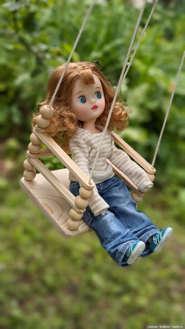 Дачная компания — Куклы Strawberry Planet: Redberry