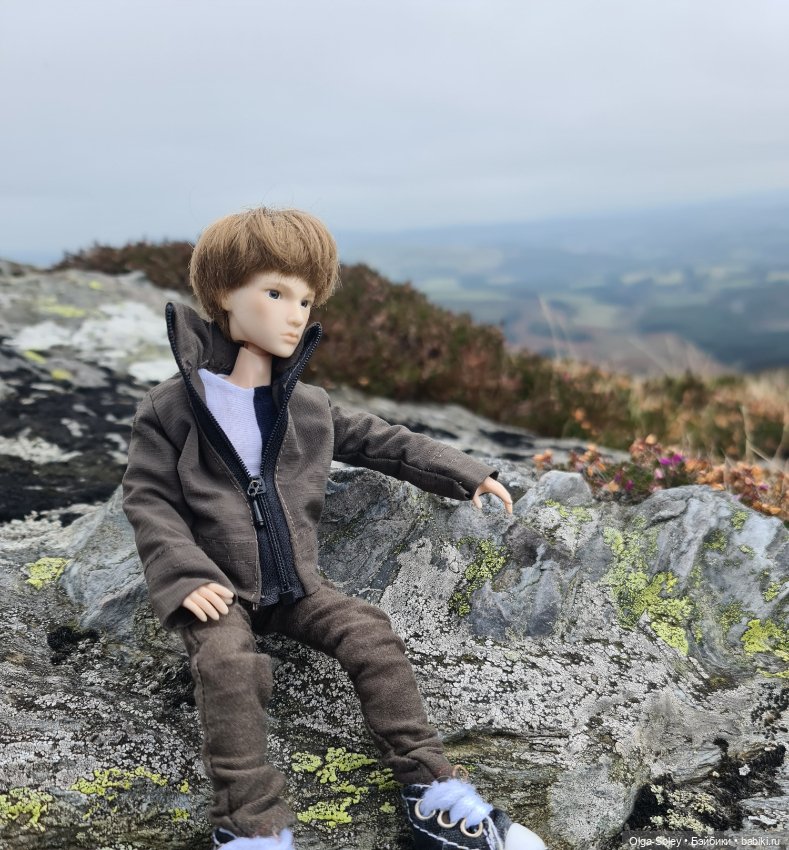 Кто-то к людям, кто-то от них