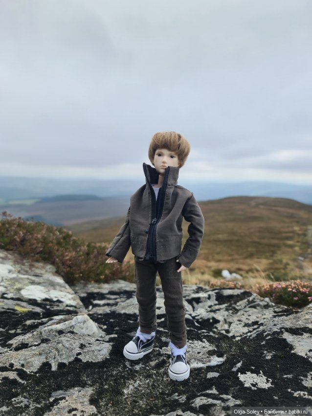 Кто-то к людям, кто-то от них