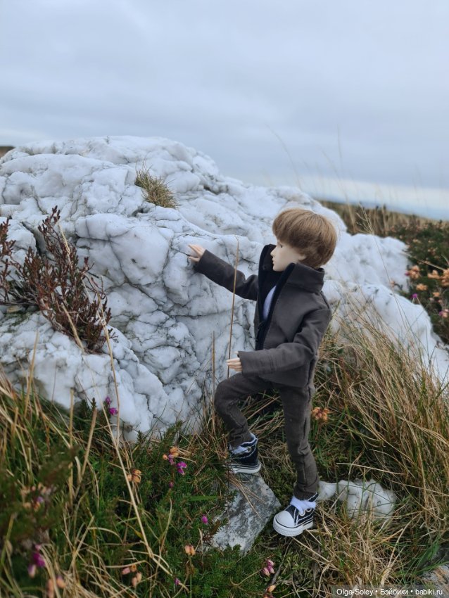 Кто-то к людям, кто-то от них