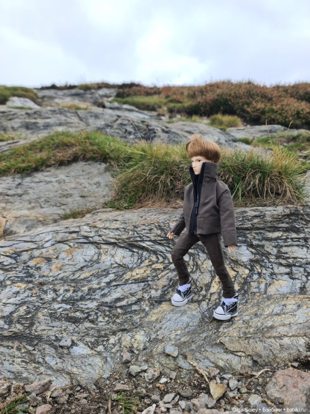 Кто-то к людям, кто-то от них