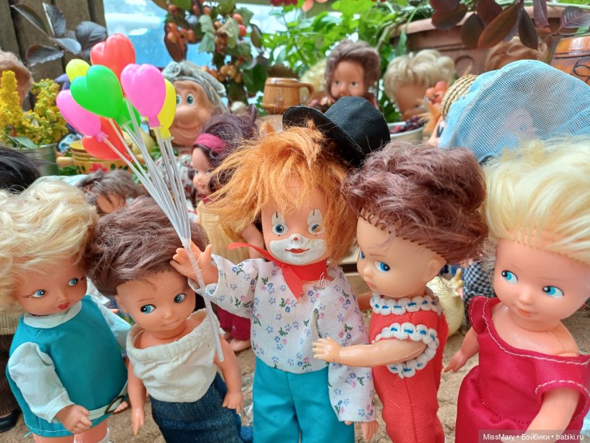 Весёлый клоун 🤡 — Винтажные куклы ГДР (Немки): Бигги (фото 3)