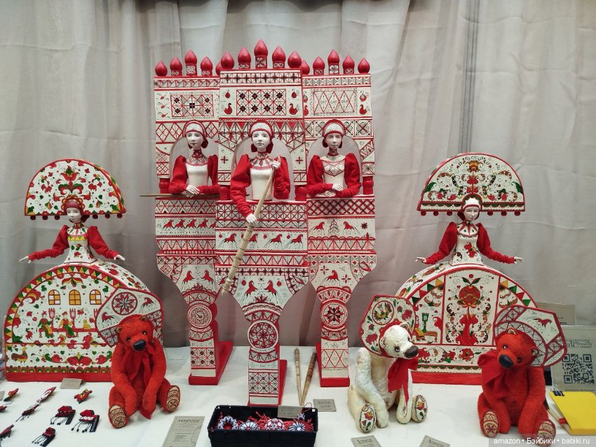 Выставка "живых" кукол в Гостином Дворе, 2025