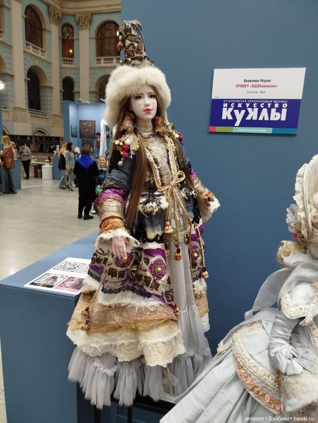 Выставка "живых" кукол в Гостином Дворе, 2025 (фото 9)