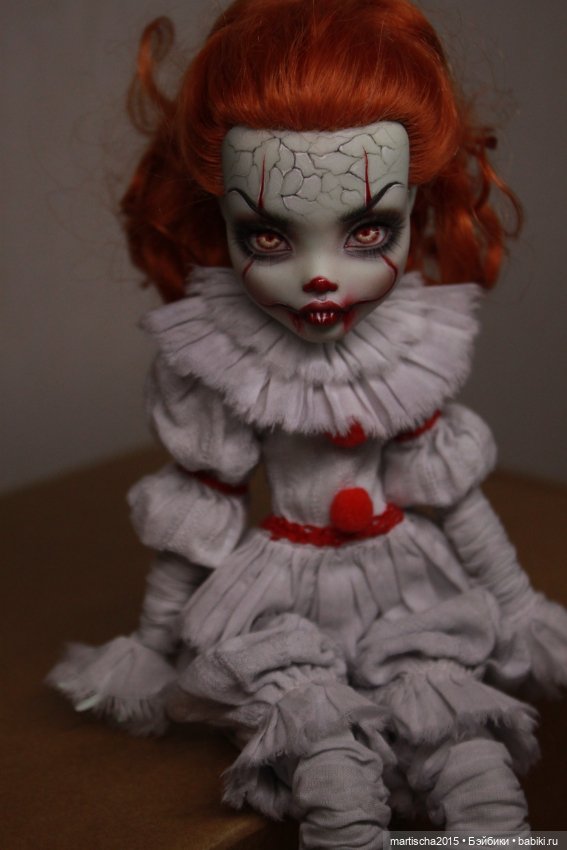 Добро пожаловать в Дерри — ООАК Monster High и Ever After High: репейнт