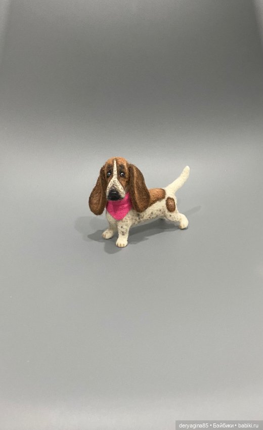 Мультяшный бассет — Валяные игрушки из шерсти: сухое валяние (фото 7)