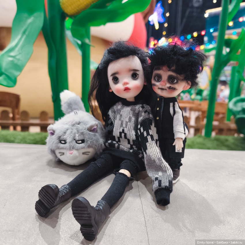 Детишки в парке аттракционов (фото 3)