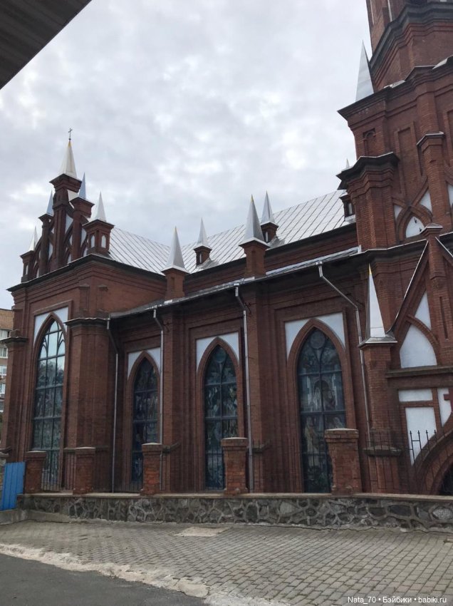 Владивосток. Архитектура. Католический храм Пресвятой Богородицы (фото 3)