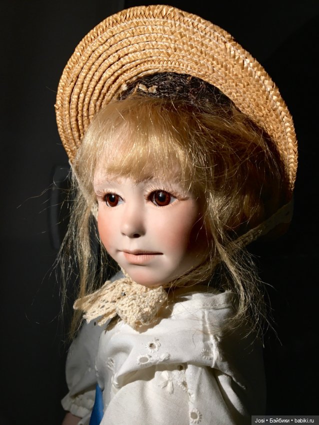 Маленькая барышня Anni от Ruth Treffeisen 1986