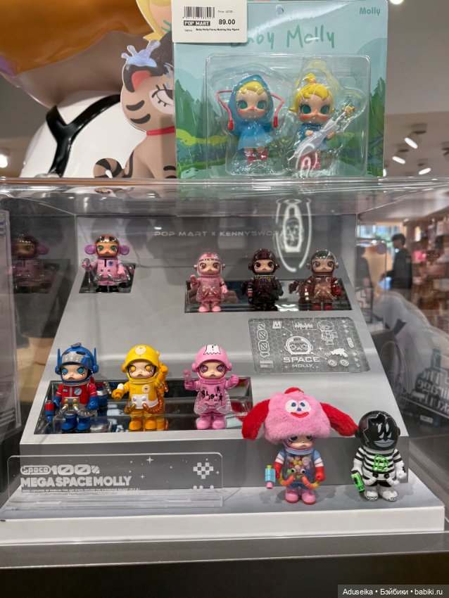 В одном магазинчике Pop Mart