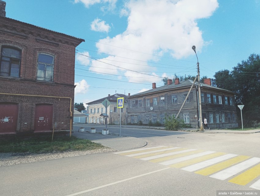 Дик. Бежецк — Экшн