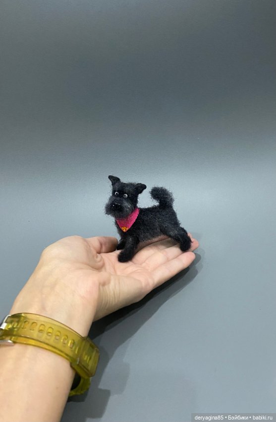 Мультяшный пёсель — Валяные игрушки из шерсти: сухое валяние