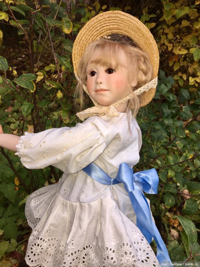 Маленькая барышня Anni от Ruth Treffeisen 1986