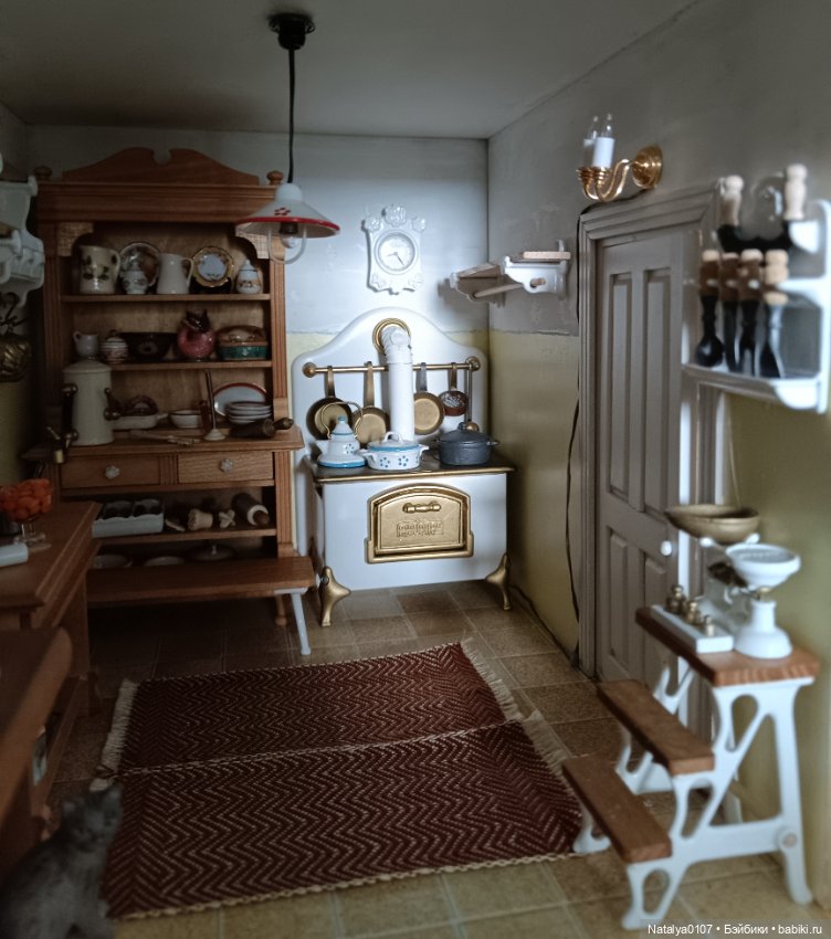 ‎Кукольный дом как коллекция миниатюры. Dora Kuhn. Часть 3-я