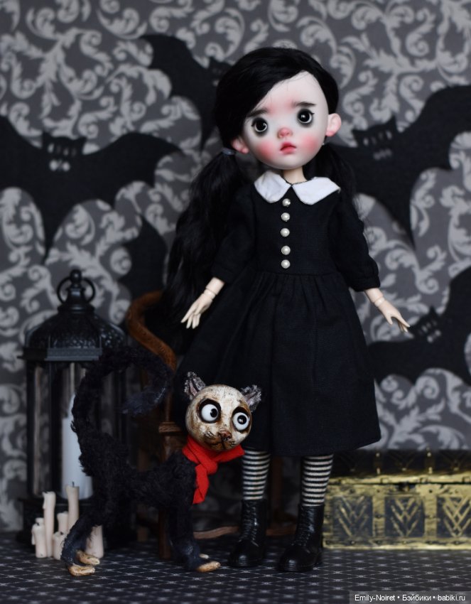 Еще одна из рода Аддамс — ООАК и репейнт игровых кукол: Bratz (фото 3)