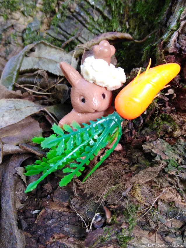 Про Нафочку. Змейка, зайчики, морковь