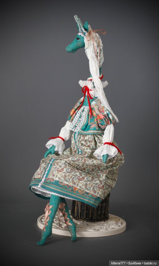 Лошадь в кокошнике 2 — Авторские текстильные куклы: Вальдорфские