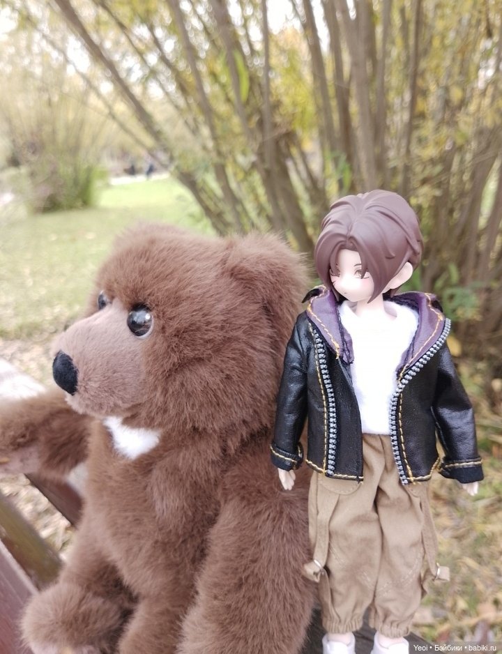 Новенький Зак на прогулке в парке с друзьями) (фото 10)