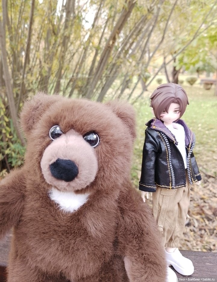 Новенький Зак на прогулке в парке с друзьями) (фото 9)