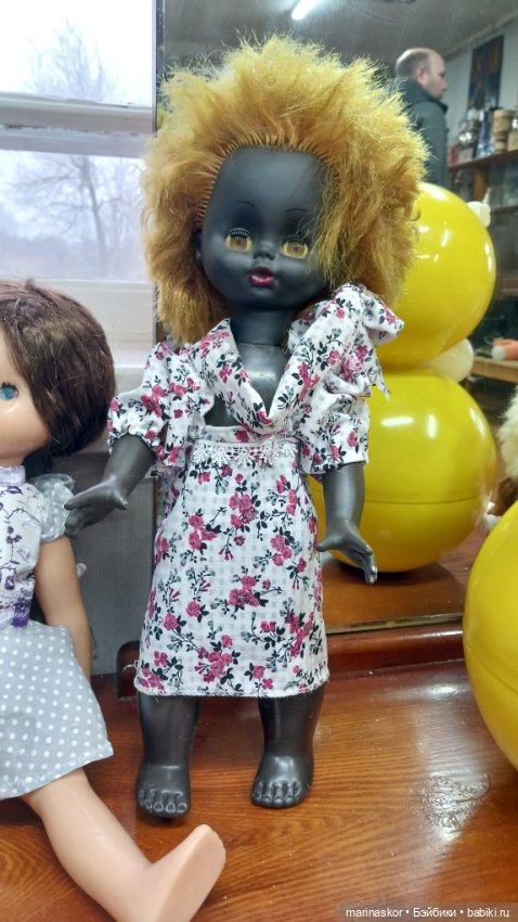 Музей СССР в селе Лядины. Много куколок)))